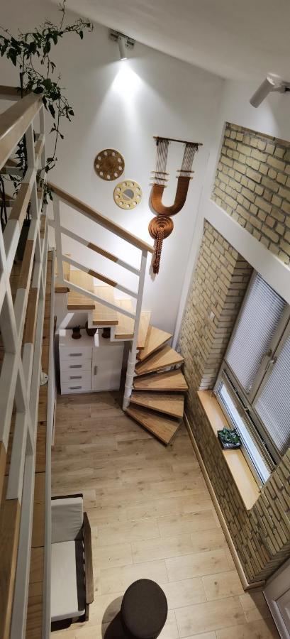 Zona Apartments 2 Ζρένιανιν Εξωτερικό φωτογραφία