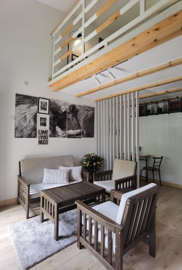 Zona Apartments 2 Ζρένιανιν Εξωτερικό φωτογραφία