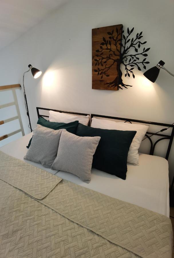Zona Apartments 2 Ζρένιανιν Εξωτερικό φωτογραφία
